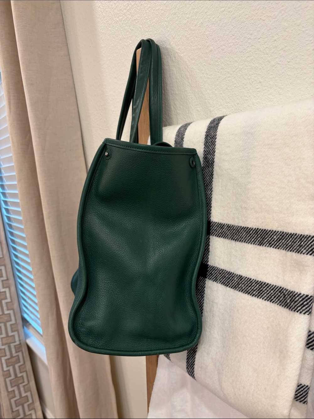 TELFAR Large Carry Bag - Forest - 100% cow hide - Authentic - pebble leather - Picture 13 of 17